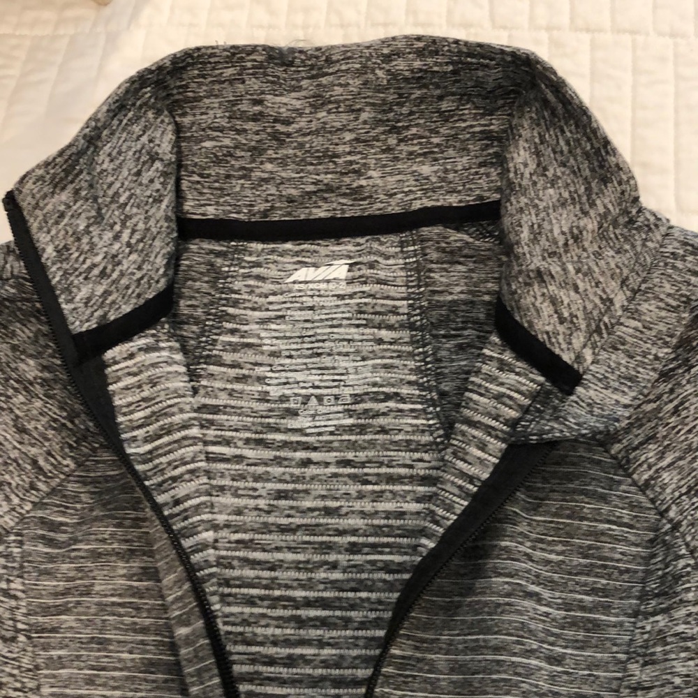 Gray lightweight jacket - Picture 3 of 4